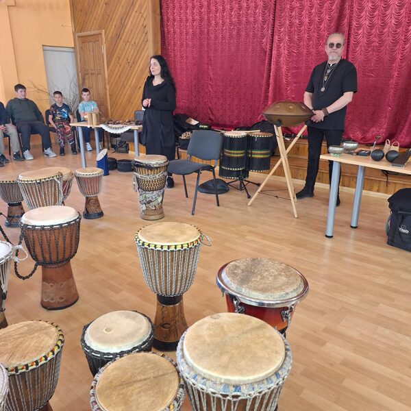 Izglītojoša, muzikāla nodarbība "Ritma un skaņu pasaulē"