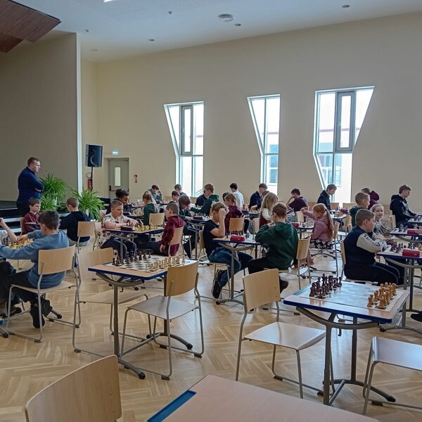 Skolēni piedalās Latgales Skolu šaha olimpiādes atlasē