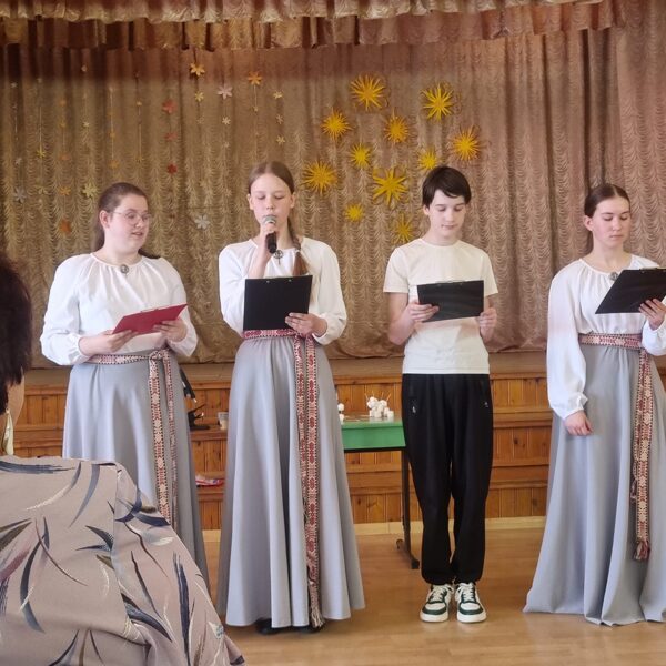 "Es savai māmiņai"