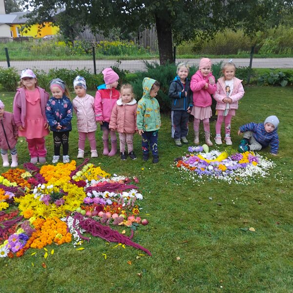 Rudens dabas velšu paklājs.