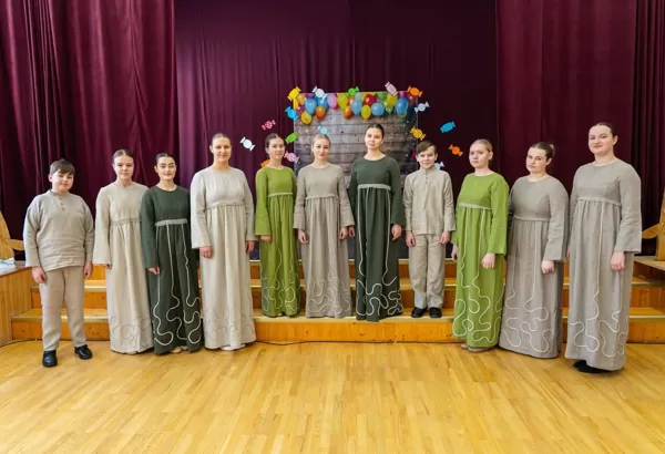 Vokālais ansamblis"Varbūt" vokālo ansambļu skatē