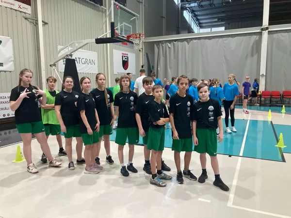 Stafešu sacensības "Sporto visa klase"