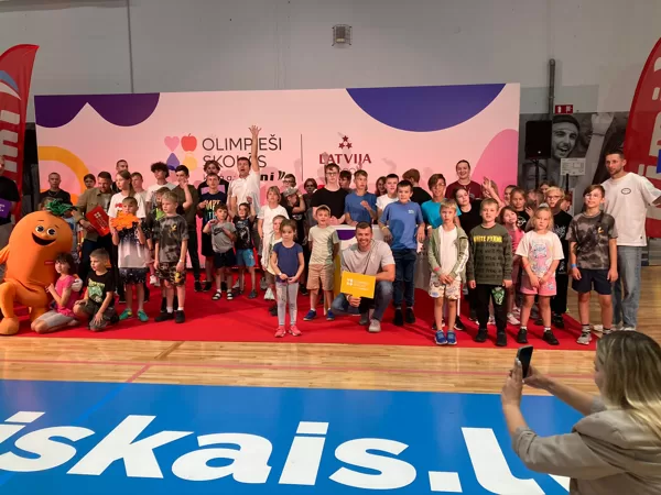 Skolas sportisti ekskursijā Rīgā