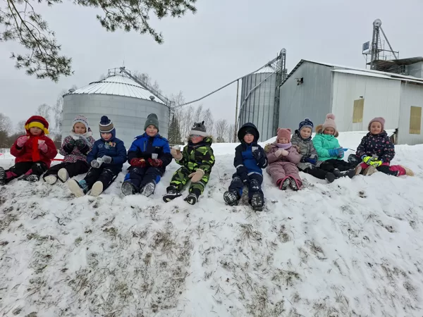 Meteņi
