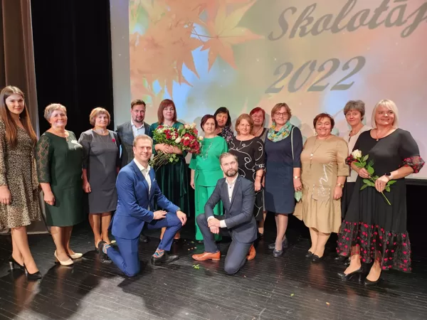 Gada skolotājs