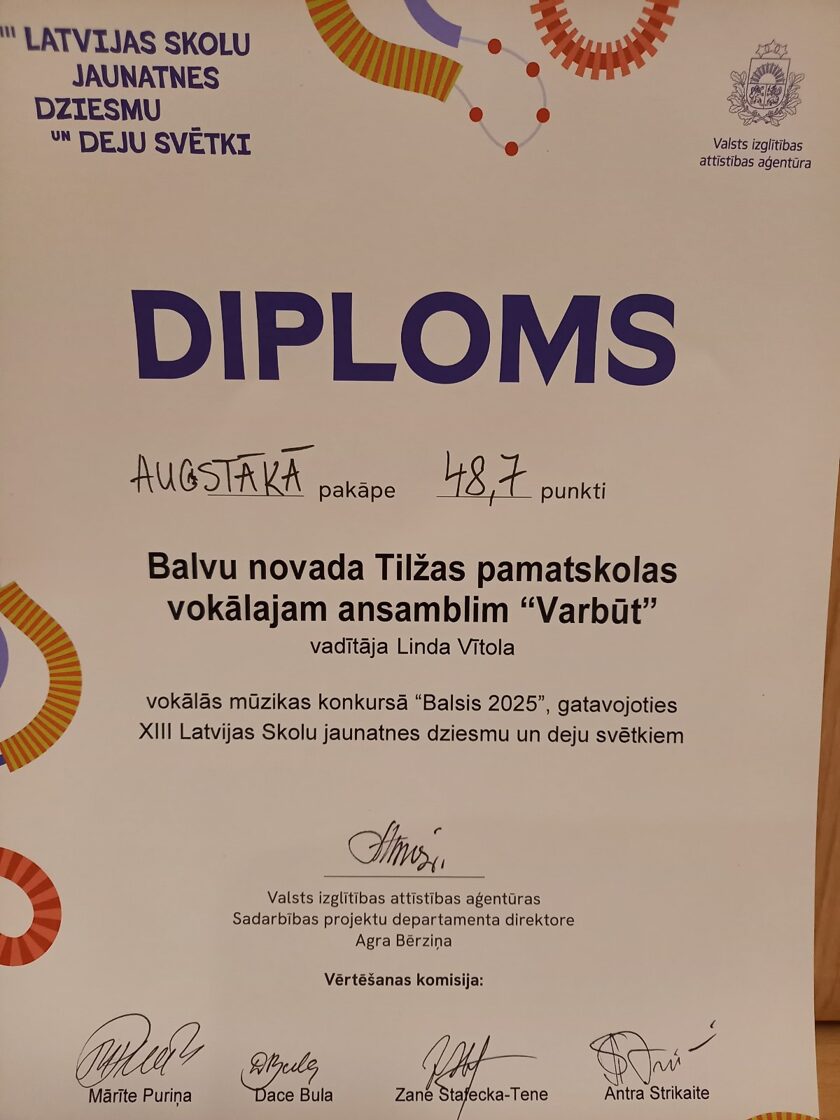 diplome-WA0002.jpg